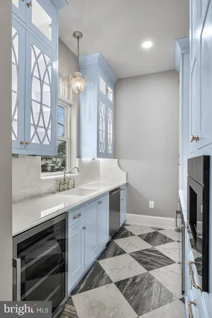 $3,599,000 | 140 East Central Avenue, Moorestown, NJ 08057