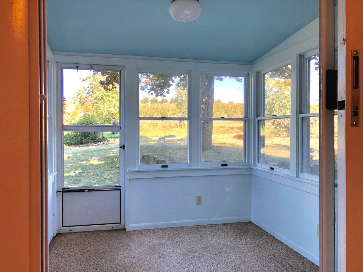 12530 Center Road Traverse City, MI 49686 - Photo 7 of 19 1873960-6.JPG