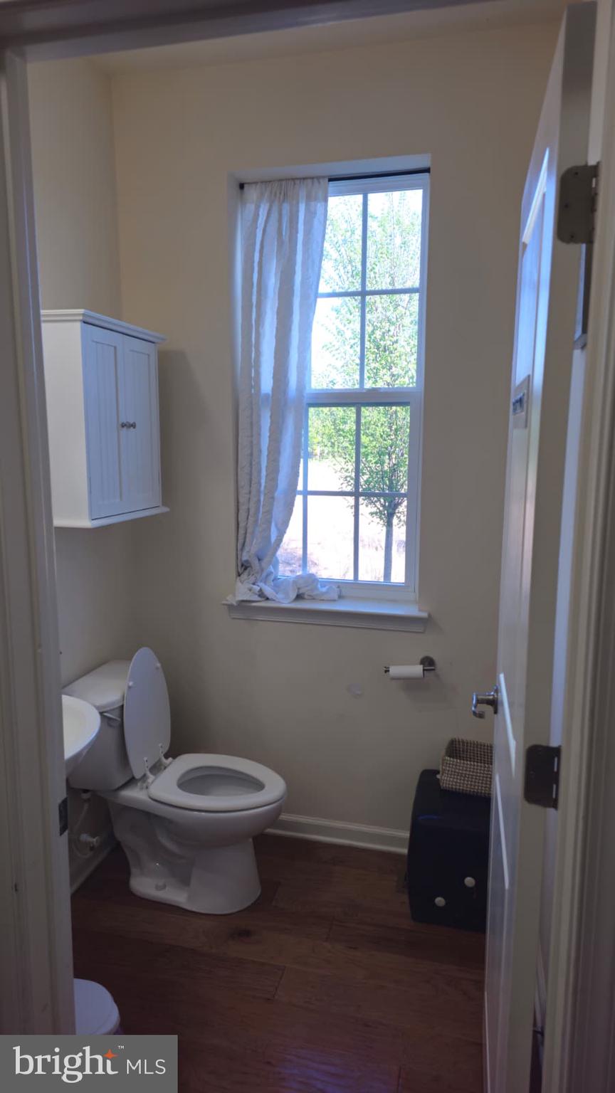 499 Lee Place Exton, PA 19341 - Photo 4 of 30