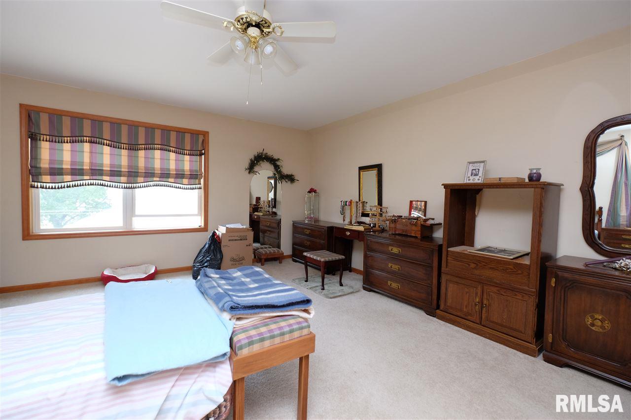 115 9th Street Lacon, IL 61540 - Photo 17 of 32 Gallery Image 17