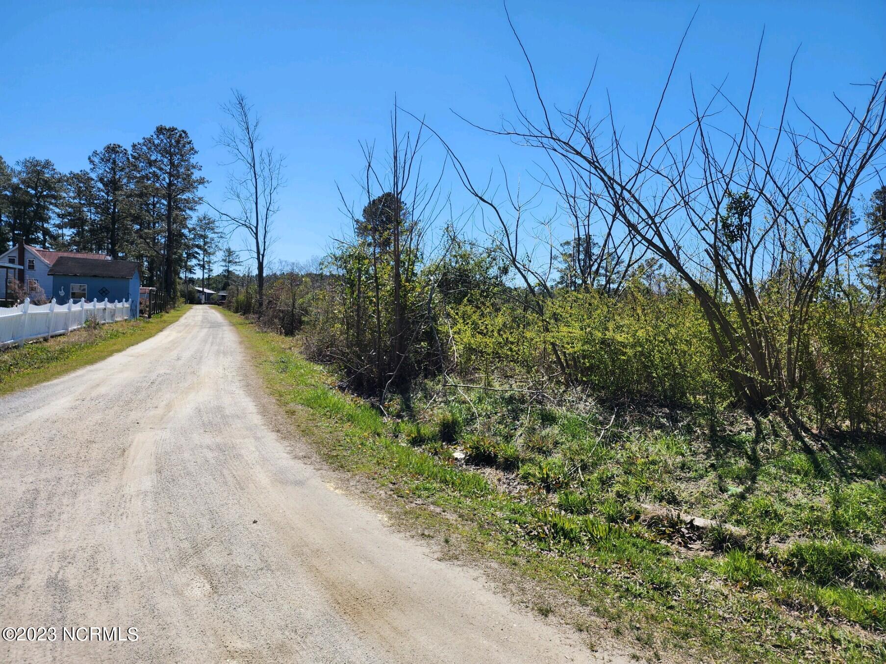 6388 Kelly Road Bath, NC 27808 - Photo 3 of 6 7430