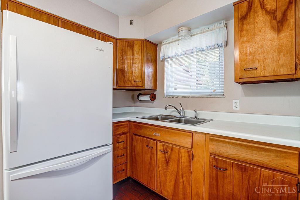 5923 Snyder Road Cincinnati, OH 45247 - Photo 18 of 33 Gallery Image 18