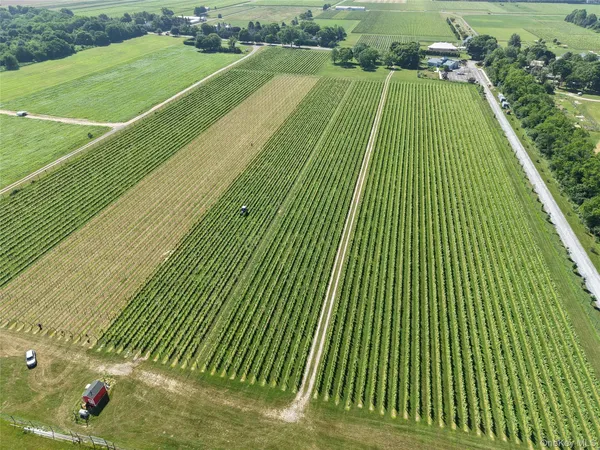 $2,200,000 | 6094 Sound Avenue, Riverhead, NY 11901