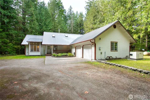 $550,000 | 7711 Shire Road, Maple Falls, WA 98266