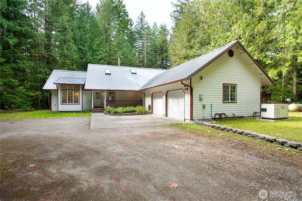 $550,000 | 7711 Shire Road, Maple Falls, WA 98266