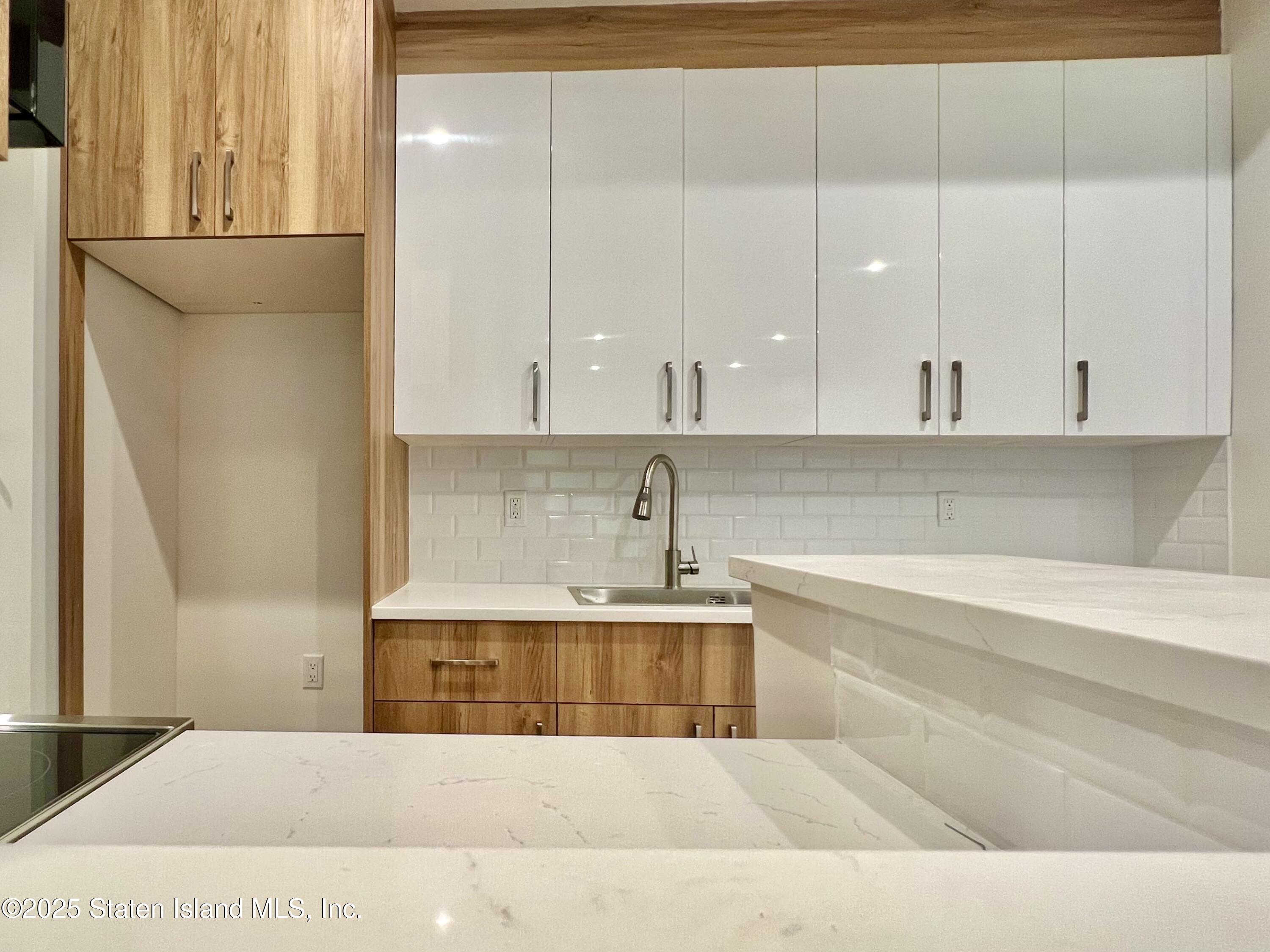 3865 Amboy Road, Unit 3D Staten Island, NY 10308 - Photo 18 of 43 IMG_1909