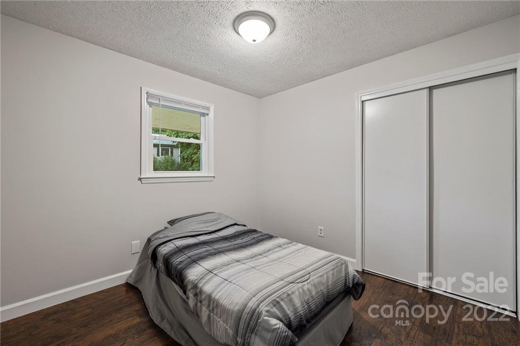 59 Hickory Tree Road Asheville, NC 28805 - Photo 22 of 42 Gallery Image 22