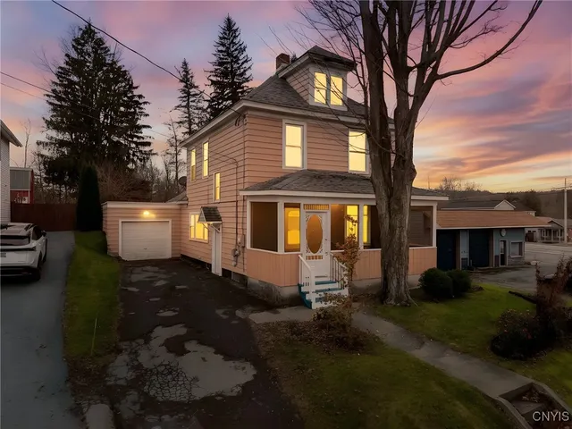 $175,000 | 113 Genesee Street, Lenox, NY 13032