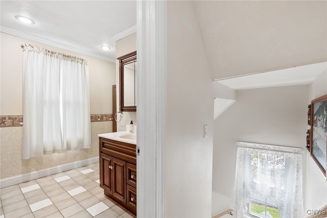 113 Genesee Street Lenox, NY 13032 - Photo 33 of 50