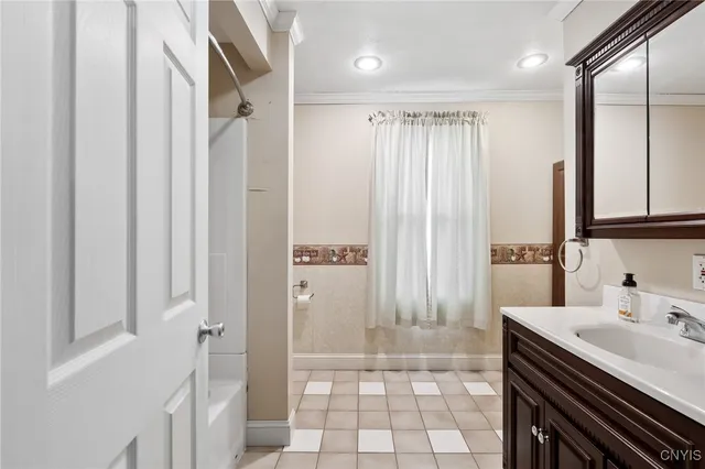 $175,000 | 113 Genesee Street, Lenox, NY 13032