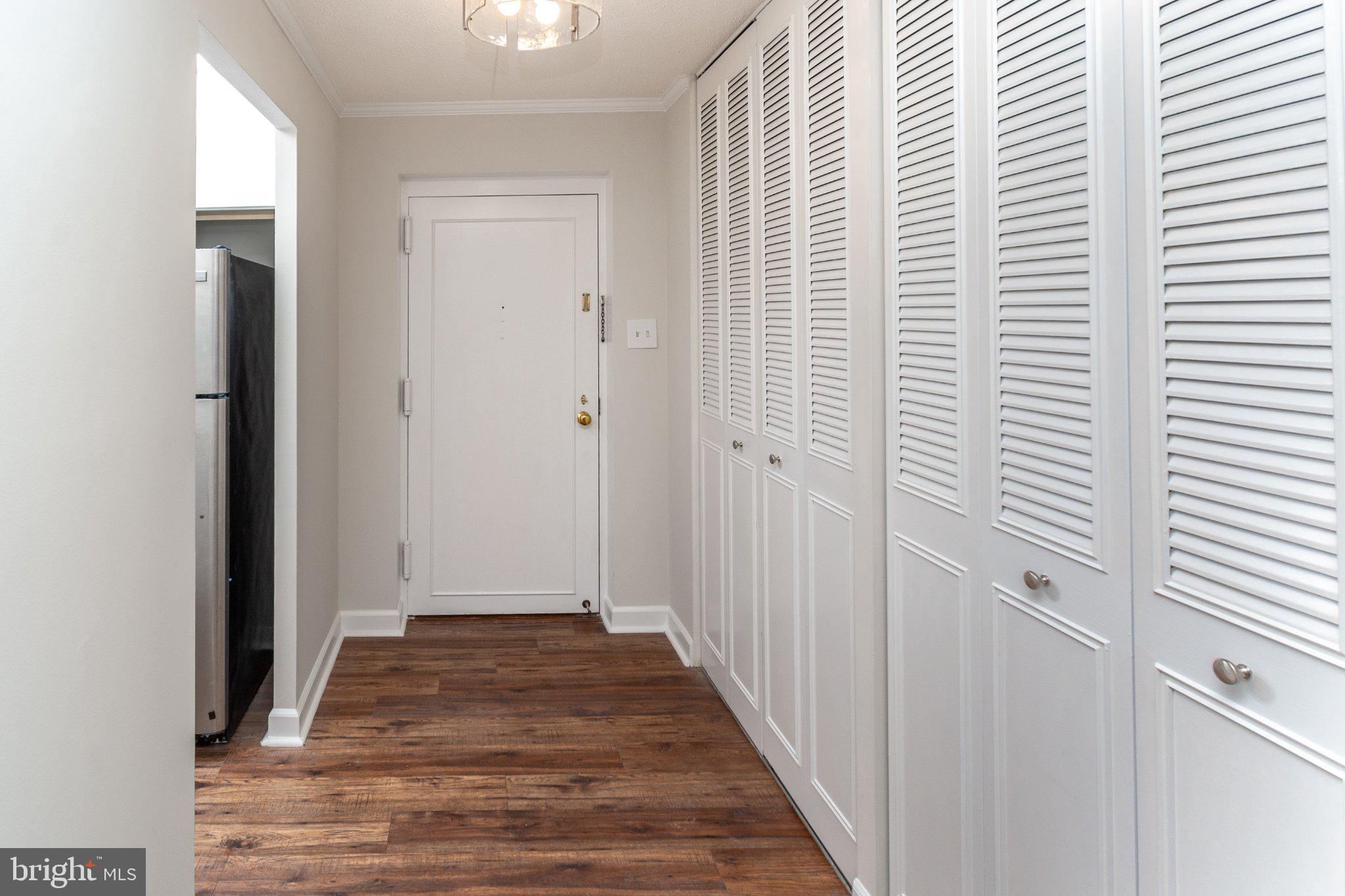 860 Lower Ferry Road, Unit 3B Ewing, NJ 08628 - Photo 5 of 38 Gallery Image 5