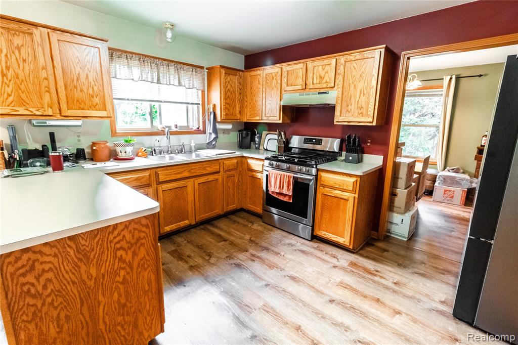 2672 North Lapeer Road Lapeer, MI 48446 - Photo 40 of 46