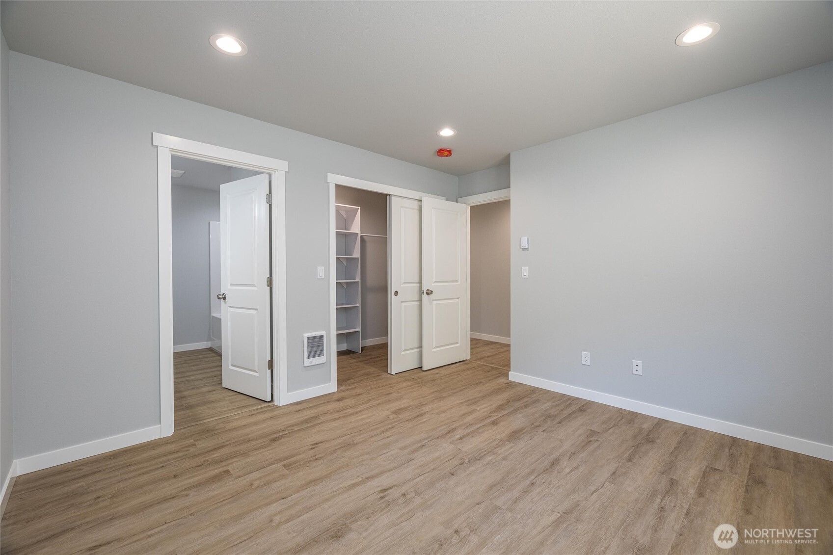 6490 Watson Loop Maple Falls, WA 98266 - Photo 13 of 24 Gallery Image 13