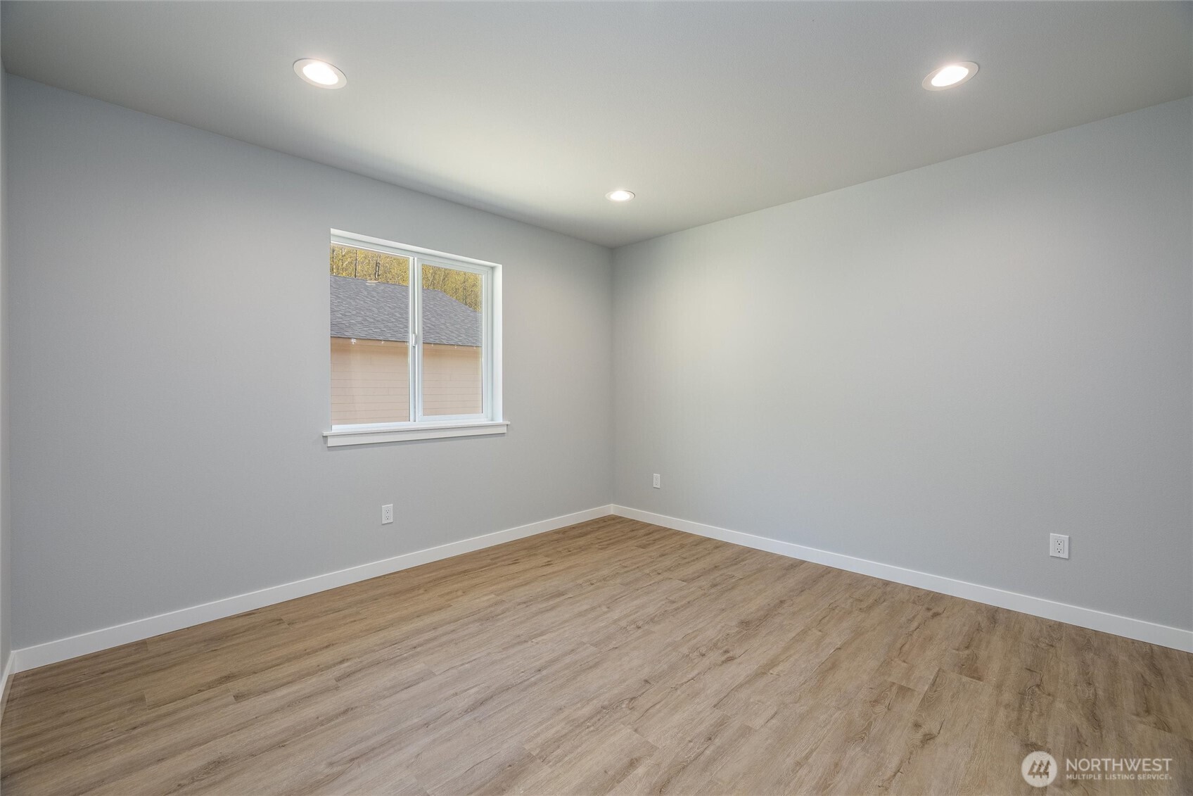 6490 Watson Loop Maple Falls, WA 98266 - Photo 14 of 24 Gallery Image 14