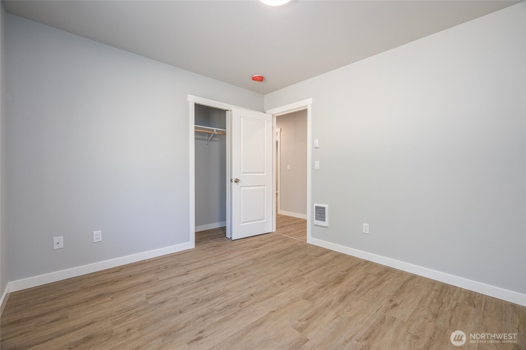 6490 Watson Loop Maple Falls, WA 98266 - Photo 17 of 24 Gallery Image 17