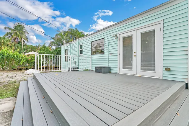a view of a house with a roof deck