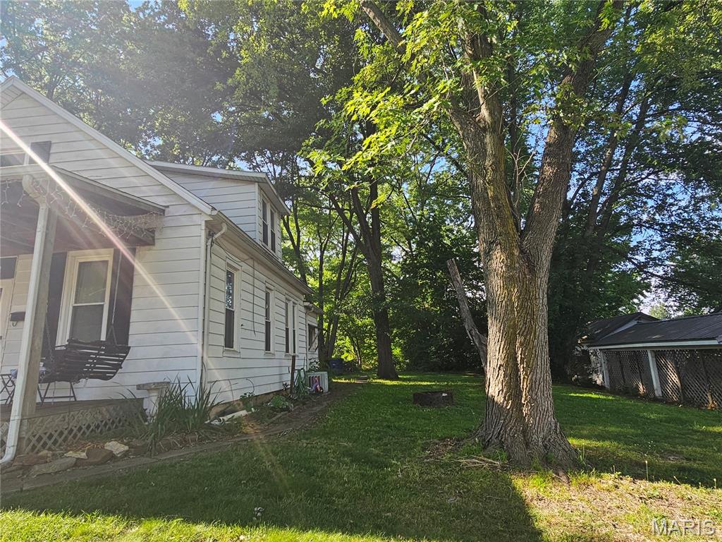 523 East Main Street Sparta, IL 62286 - Photo 4 of 20