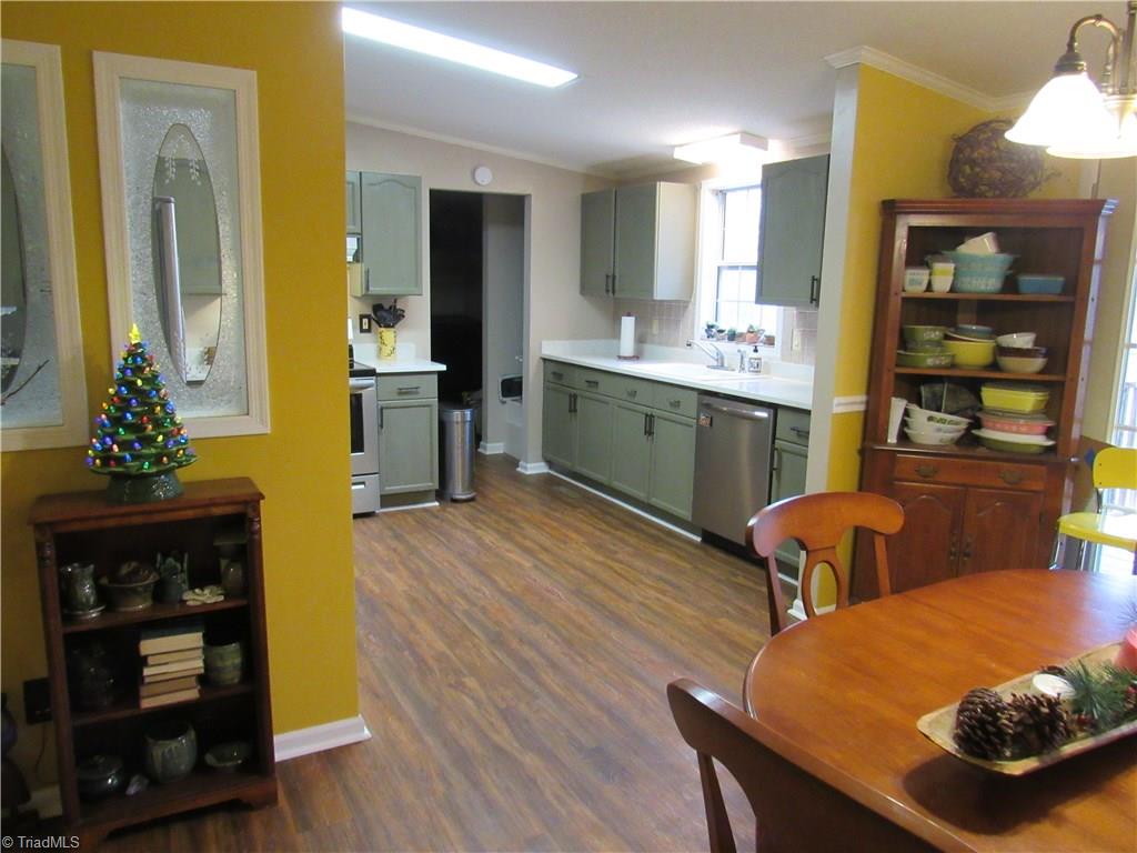 1135 Fox Hills Road Pinnacle, NC 27043 - Photo 16 of 30