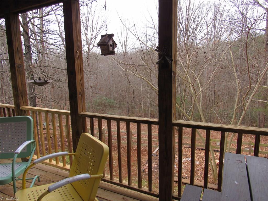 1135 Fox Hills Road Pinnacle, NC 27043 - Photo 8 of 30