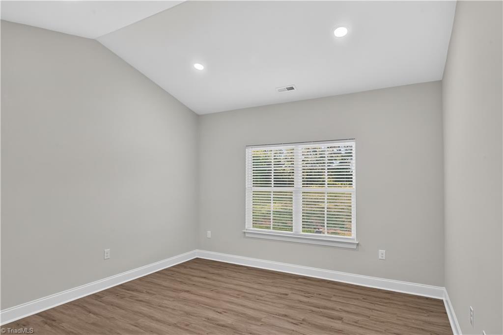 687 Deadmon Road Mocksville, NC 27028 - Photo 4 of 34