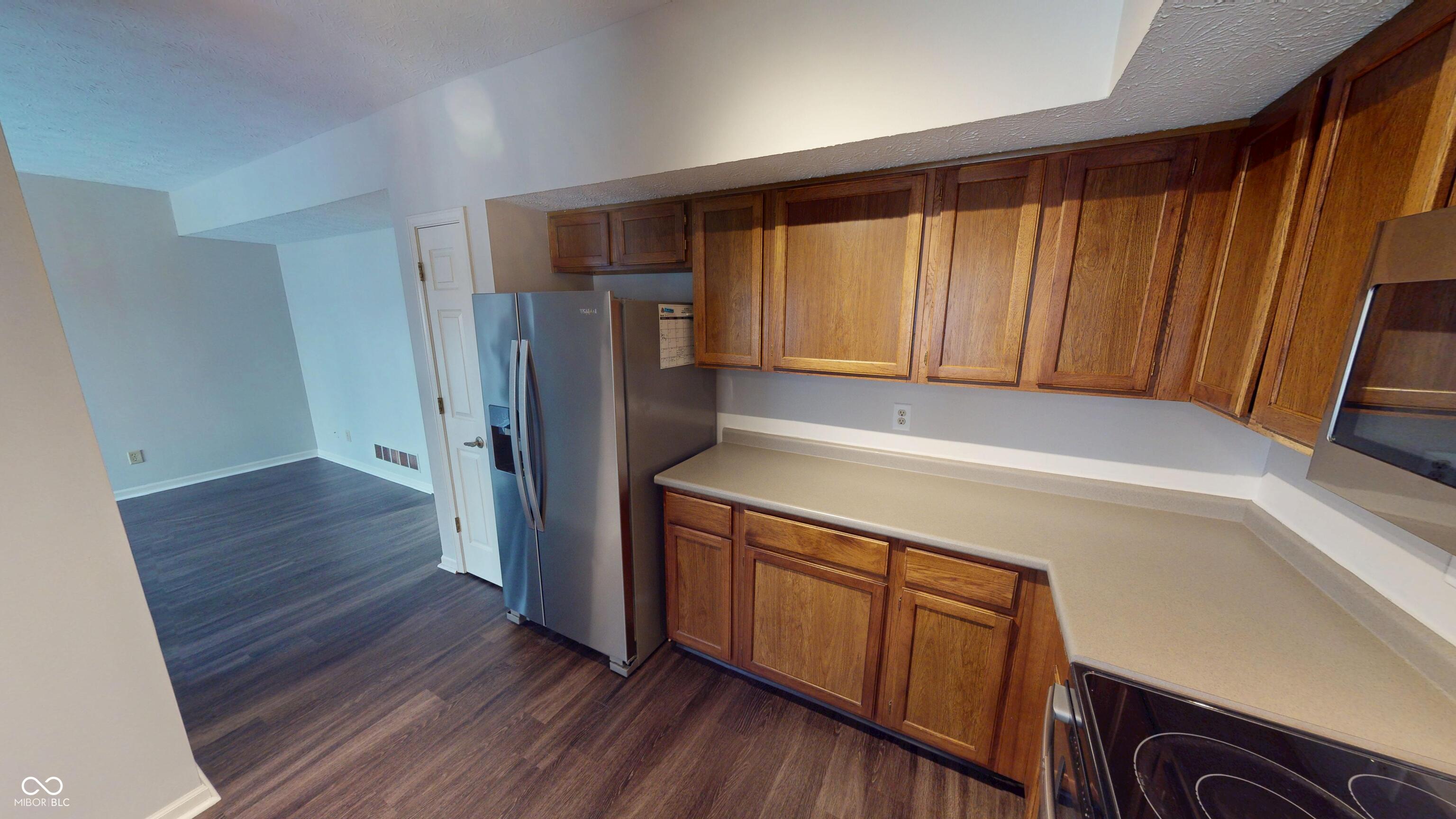 9464 Maple Way, Unit 27 Indianapolis, IN 46268 - Photo 15 of 55