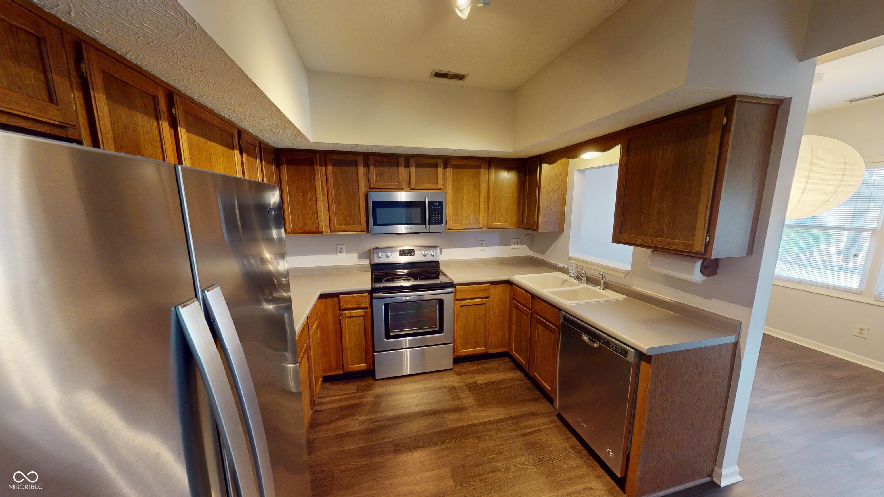 9464 Maple Way, Unit 27 Indianapolis, IN 46268 - Photo 17 of 55