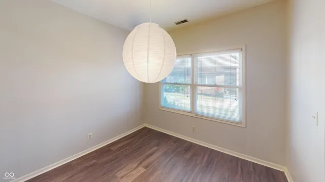 $189,900 | 9464 Maple Way, Unit 27, Indianapolis, IN 46268