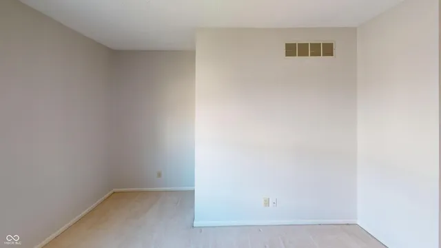 $189,900 | 9464 Maple Way, Unit 27, Indianapolis, IN 46268