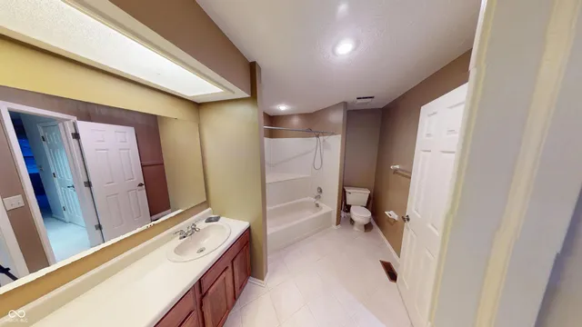 $189,900 | 9464 Maple Way, Unit 27, Indianapolis, IN 46268