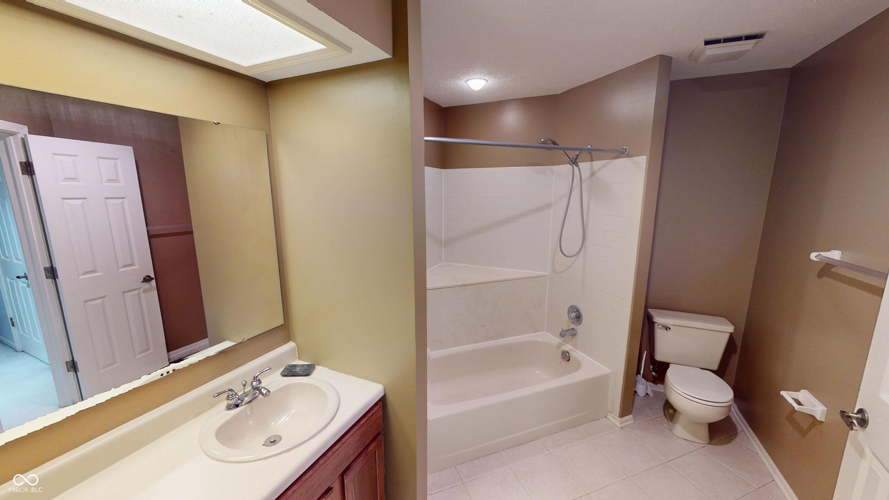 9464 Maple Way, Unit 27 Indianapolis, IN 46268 - Photo 32 of 55