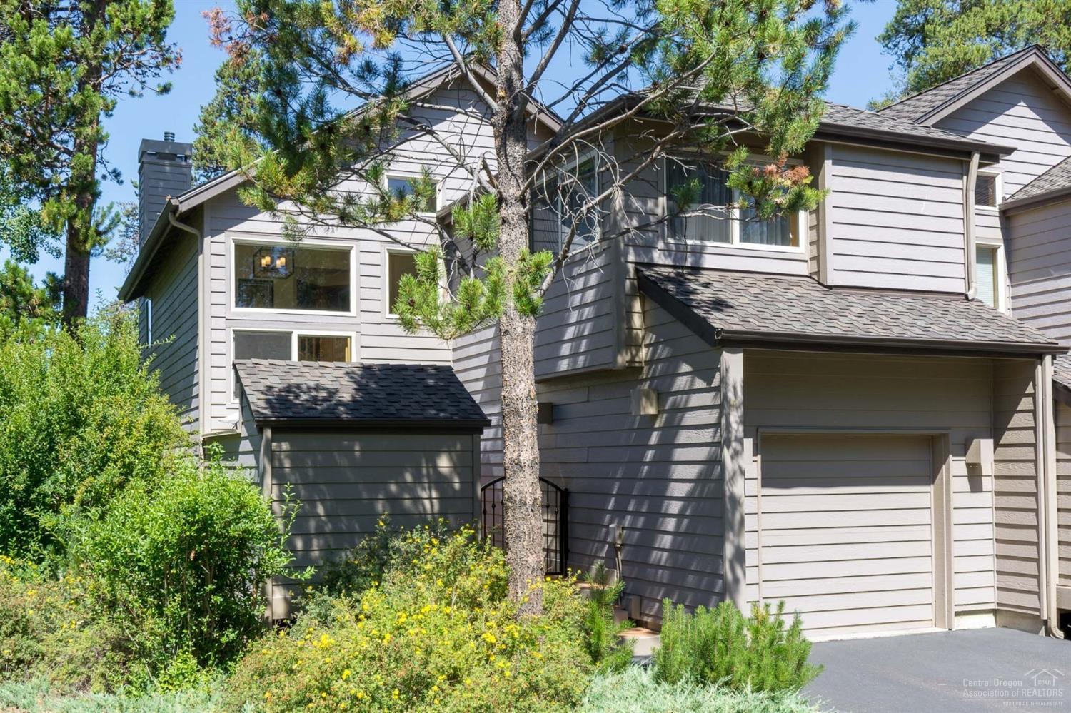 17651 Bittern Lane Sunriver, OR 97707 - Photo 1 of 25 This is an end unit. It allows a lot of