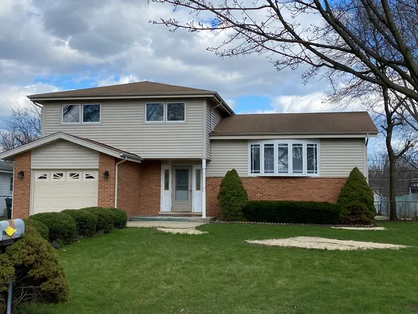 $599,900 | 1403 Sauk Lane, Mount Prospect, IL 60056