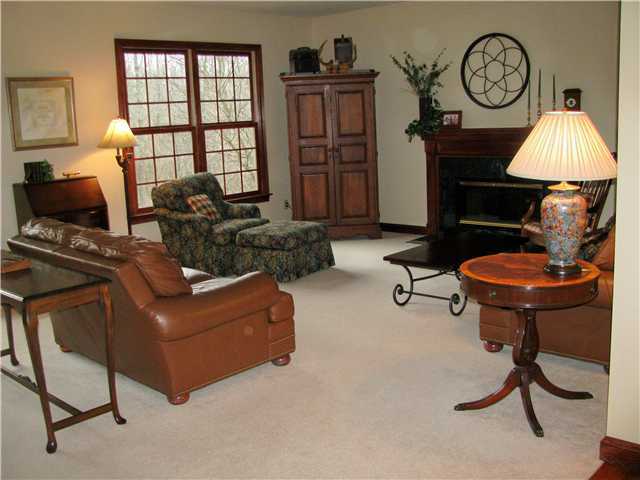 7588 Cook Road Powell, OH 43065 - Photo 13 of 22 Gallery Image 13
