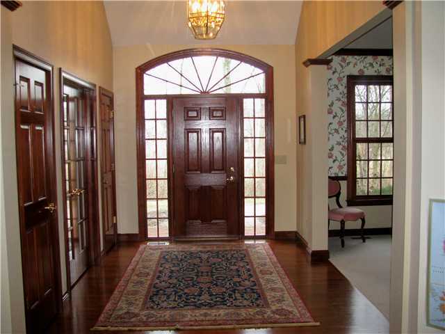 7588 Cook Road Powell, OH 43065 - Photo 4 of 22 Gallery Image 4
