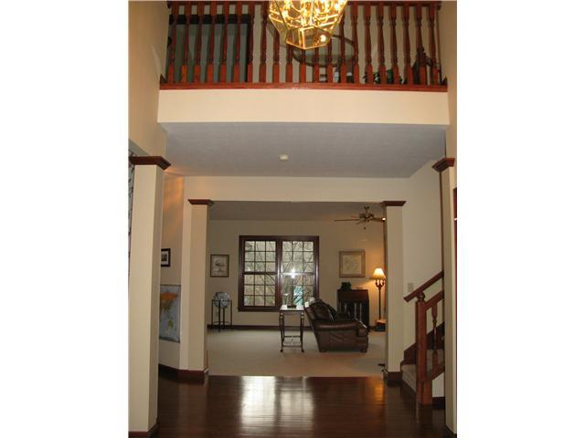 7588 Cook Road Powell, OH 43065 - Photo 5 of 22 Gallery Image 5