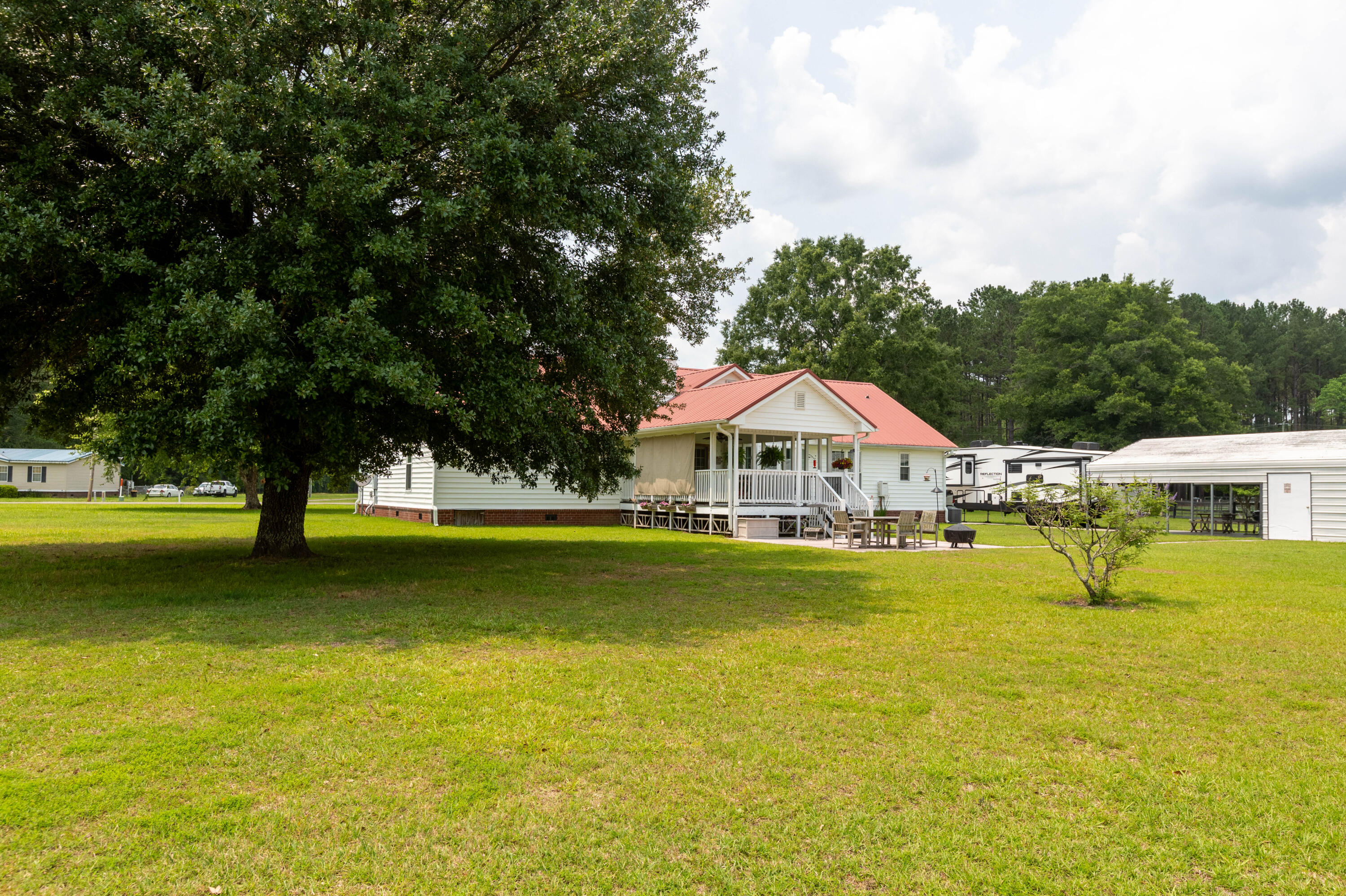 160 Syrr Run Road St. George, SC 29477 - Photo 6 of 46 160 Syrr Run Rd_Brett Martin Photography