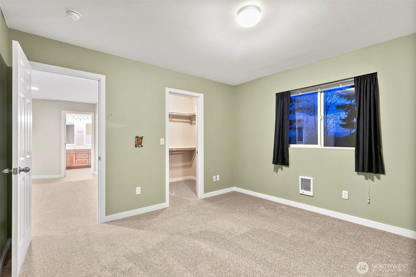 31619 26th Avenue East Graham, WA 98338 - Photo 40 of 40 an empty room with windows and closet