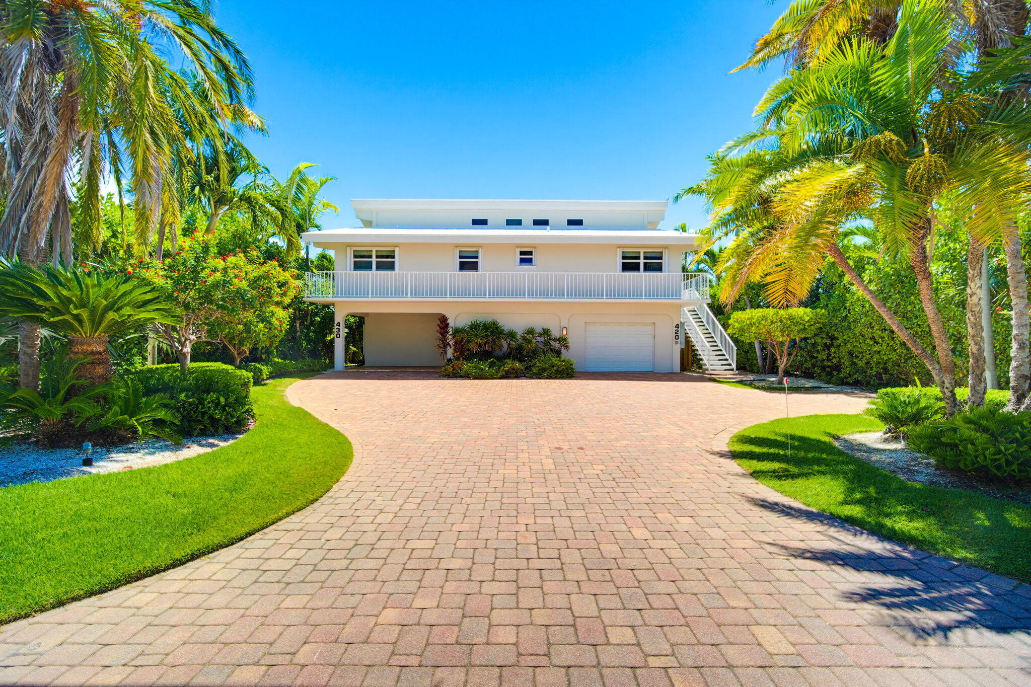 420 11th Street Key Colony Beach, FL 33051 - Photo 6 of 104 Front of Home