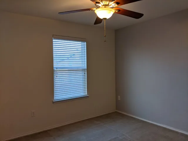 $2,075 | 11509 Kirkland Hill Path, Austin, TX 78754