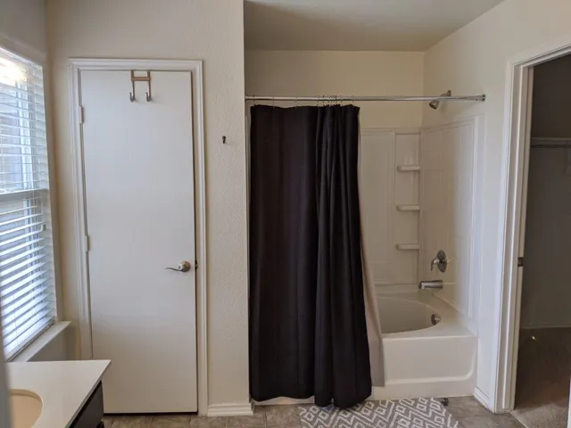 $2,075 | 11509 Kirkland Hill Path, Austin, TX 78754