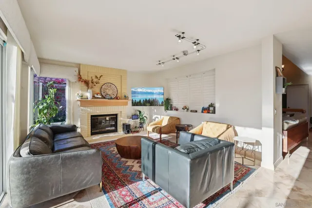 $1,450,000 | 11335 Caminito Corriente, San Diego, CA 92128