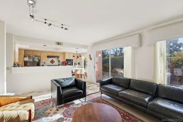 $1,450,000 | 11335 Caminito Corriente, San Diego, CA 92128
