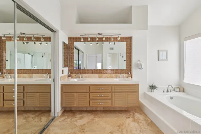 $1,450,000 | 11335 Caminito Corriente, San Diego, CA 92128