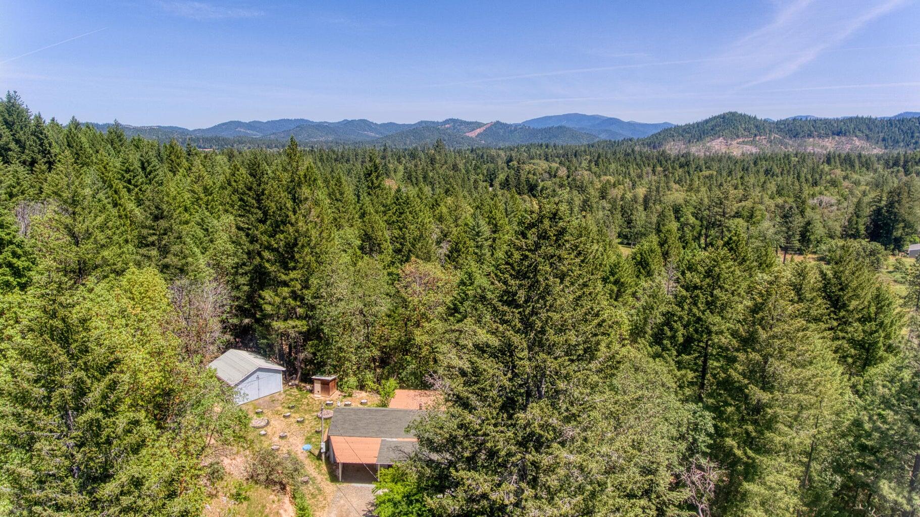 500 Warren Road Selma, OR 97538 - Photo 4 of 21 20240520205506125854000000-o