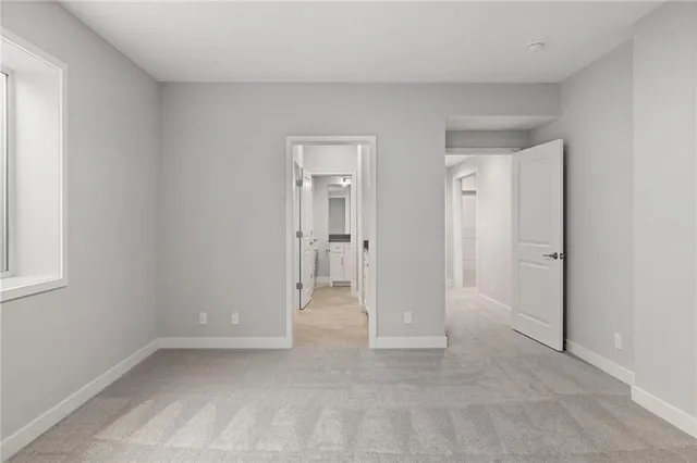 $929,720 | 8164 Roundtree Street, Lenexa, KS 66220