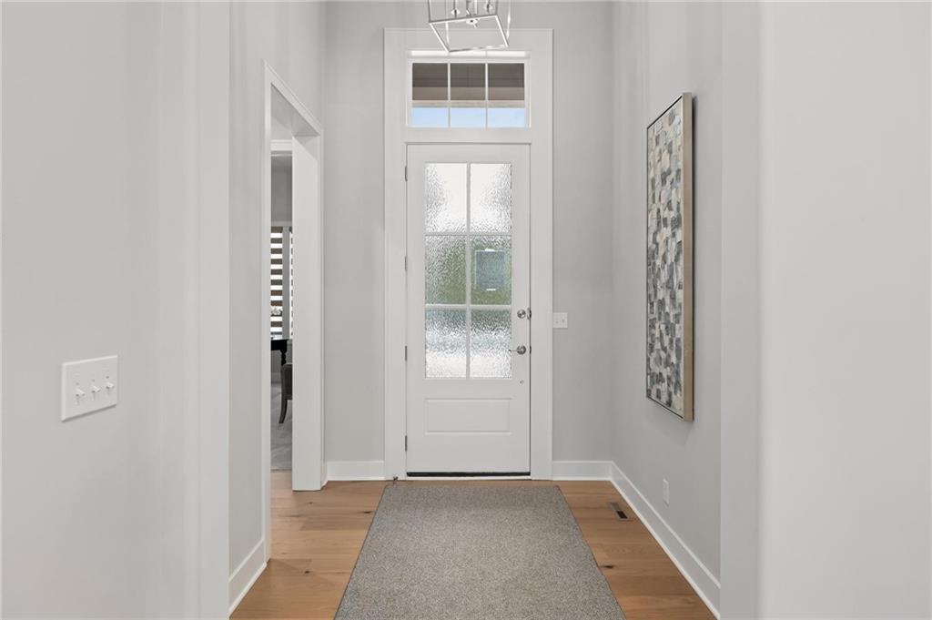 8164 Roundtree Street Lenexa, KS 66220 - Photo 2 of 27