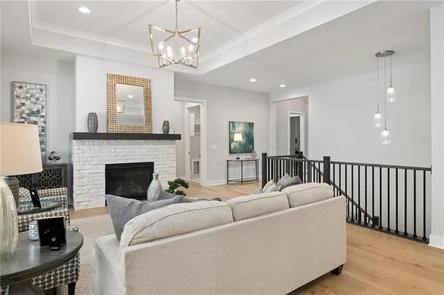 $929,720 | 8164 Roundtree Street, Lenexa, KS 66220