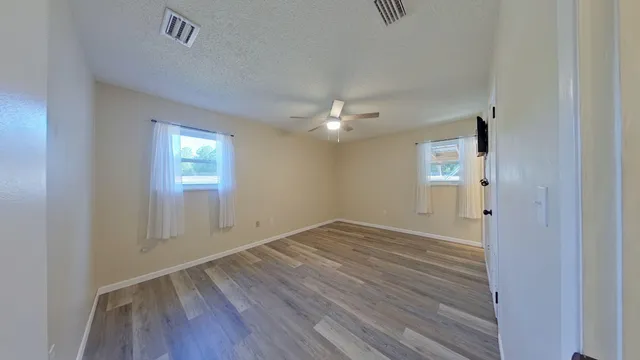 $399,900 | 3606 Airport Road, Crestview, FL 32539