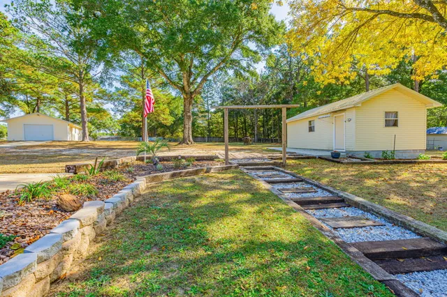 $399,900 | 3606 Airport Road, Crestview, FL 32539