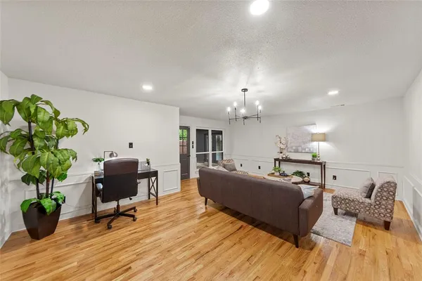 $3,200 | 1109 Linda Lane, Plano, TX 75075